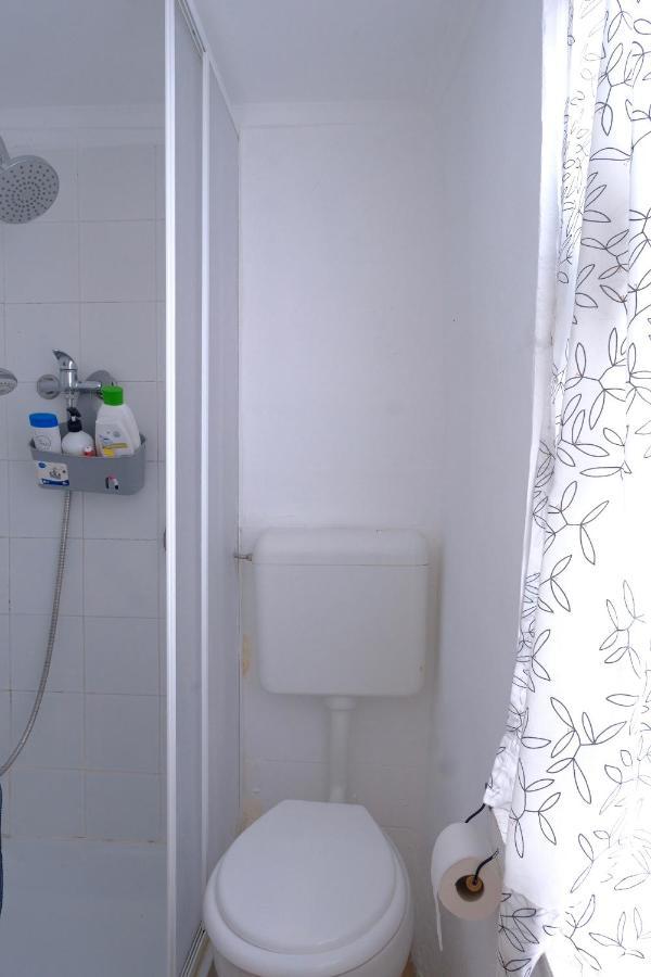 Beco Das Canas Apartment Lisbon Luaran gambar